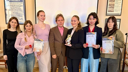 «Куратор Мусоргский»